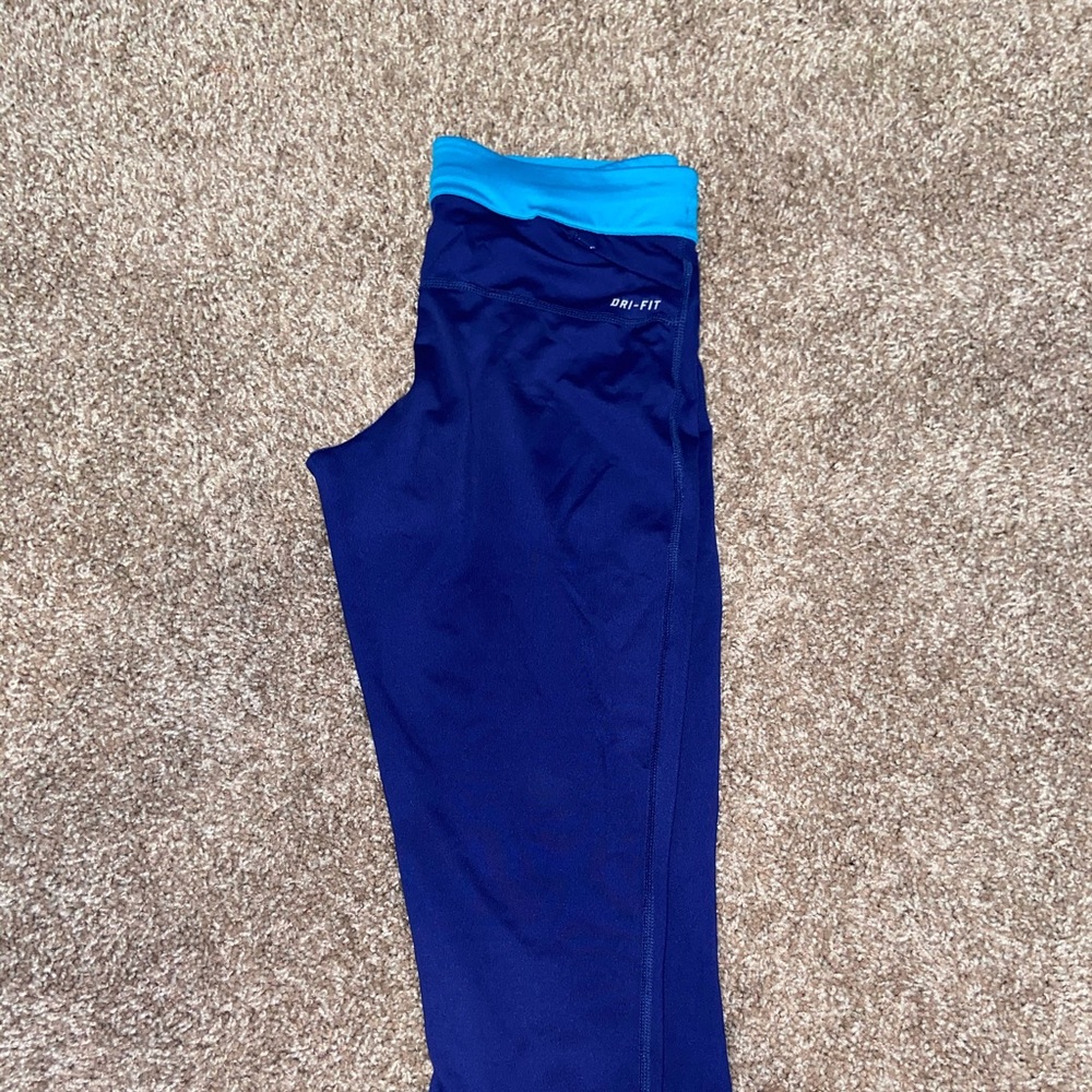 Nike capris